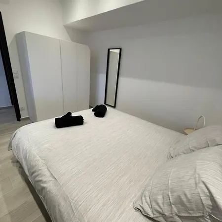 New Flat 1 Min From And Sea ! ז'ואן-לה-פינס